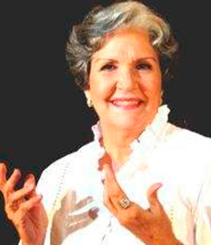  Mayra Navarro